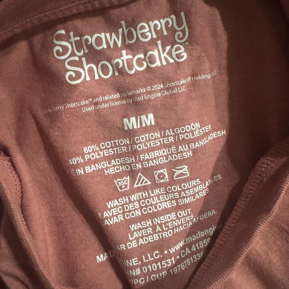 NEW Strawberry Shortcake 90s Tee T-Shirt - Picture 3 of 3
